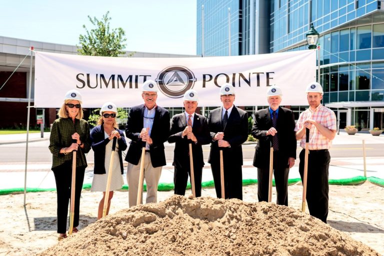 Summit Pointe construction